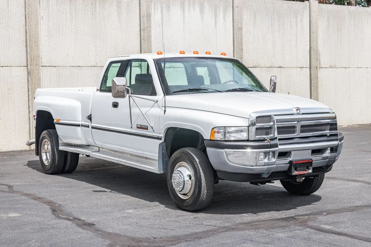 1996 Dodge Ram 3500 Laramie SLT, view