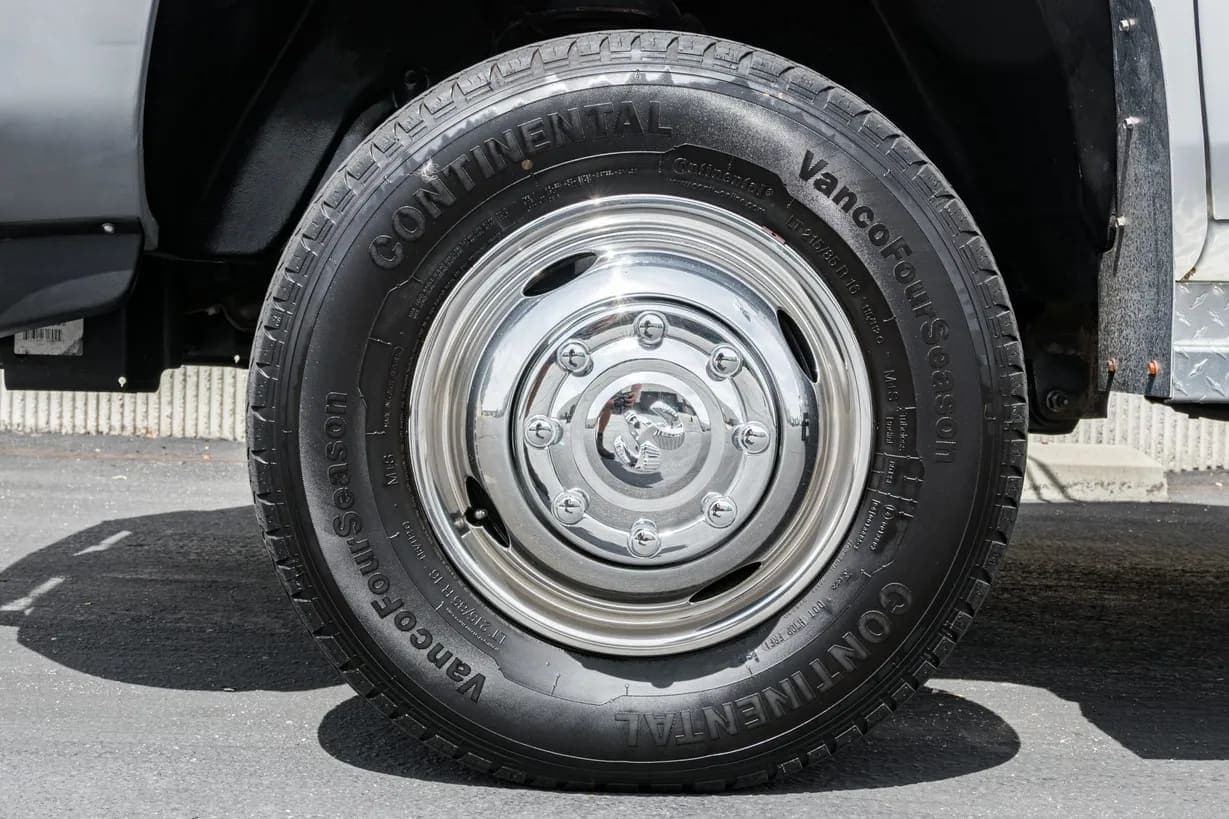 1996 Dodge Ram 3500 Laramie SLT, view