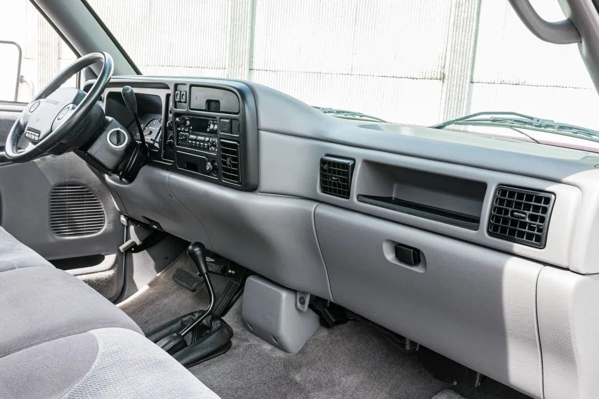 1996 Dodge Ram 3500 Laramie SLT, view