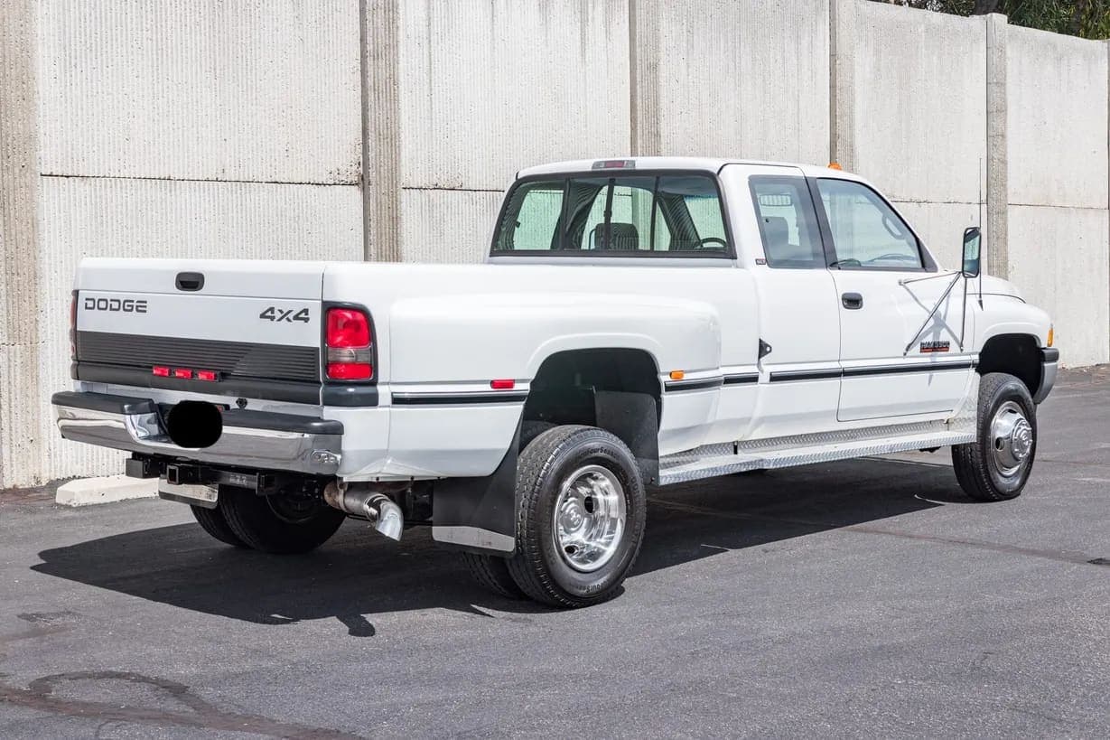 1996 Dodge Ram 3500 Laramie SLT, view