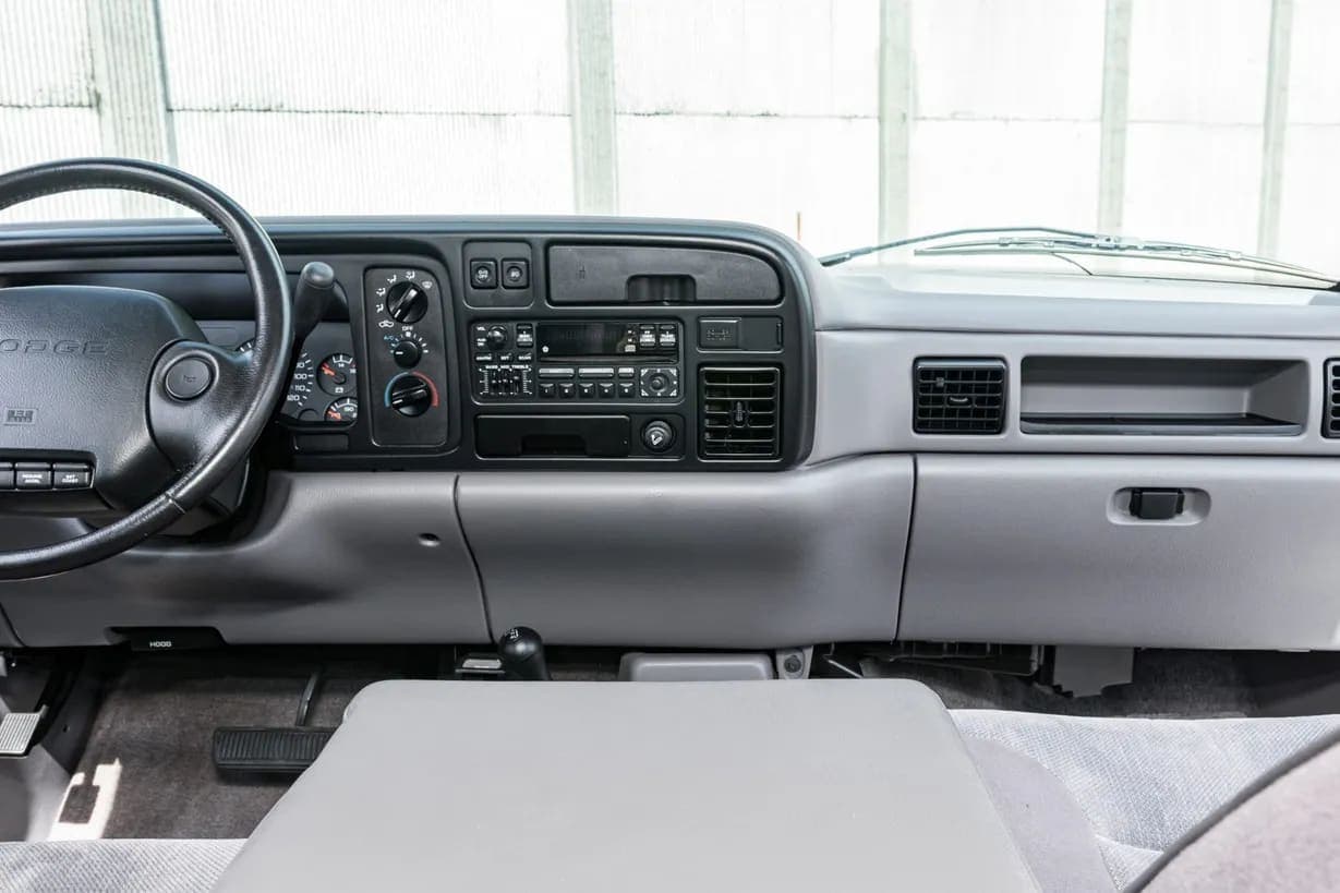 1996 Dodge Ram 3500 Laramie SLT, view
