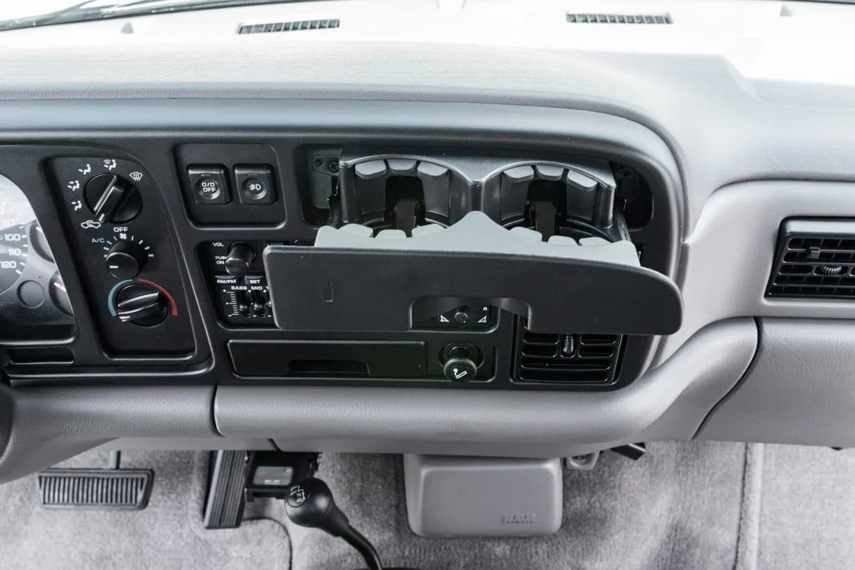 1996 Dodge Ram 3500 Laramie SLT, view