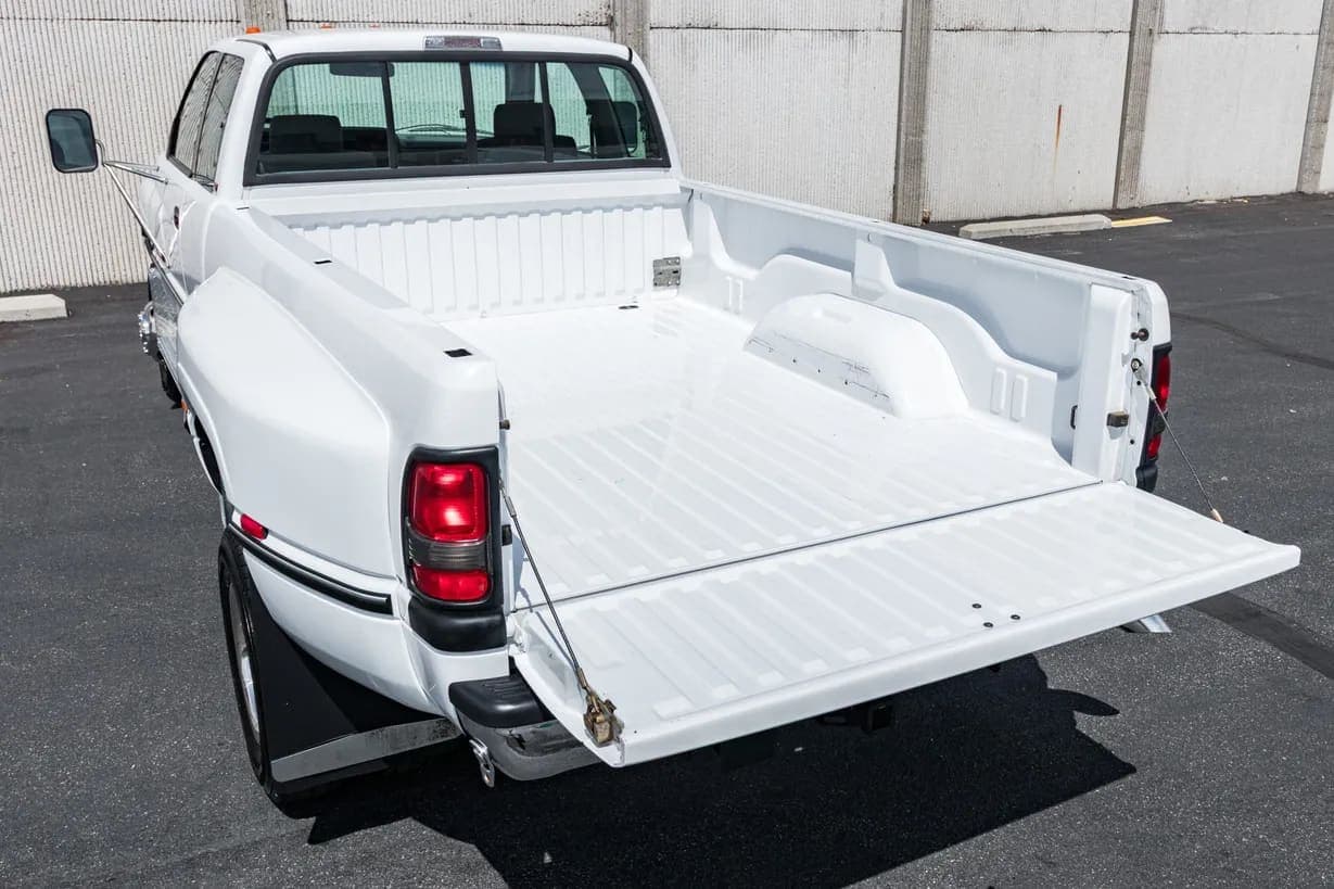 1996 Dodge Ram 3500 Laramie SLT, view