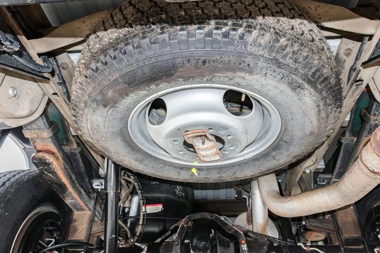 1996 Dodge Ram 3500 Laramie SLT, view