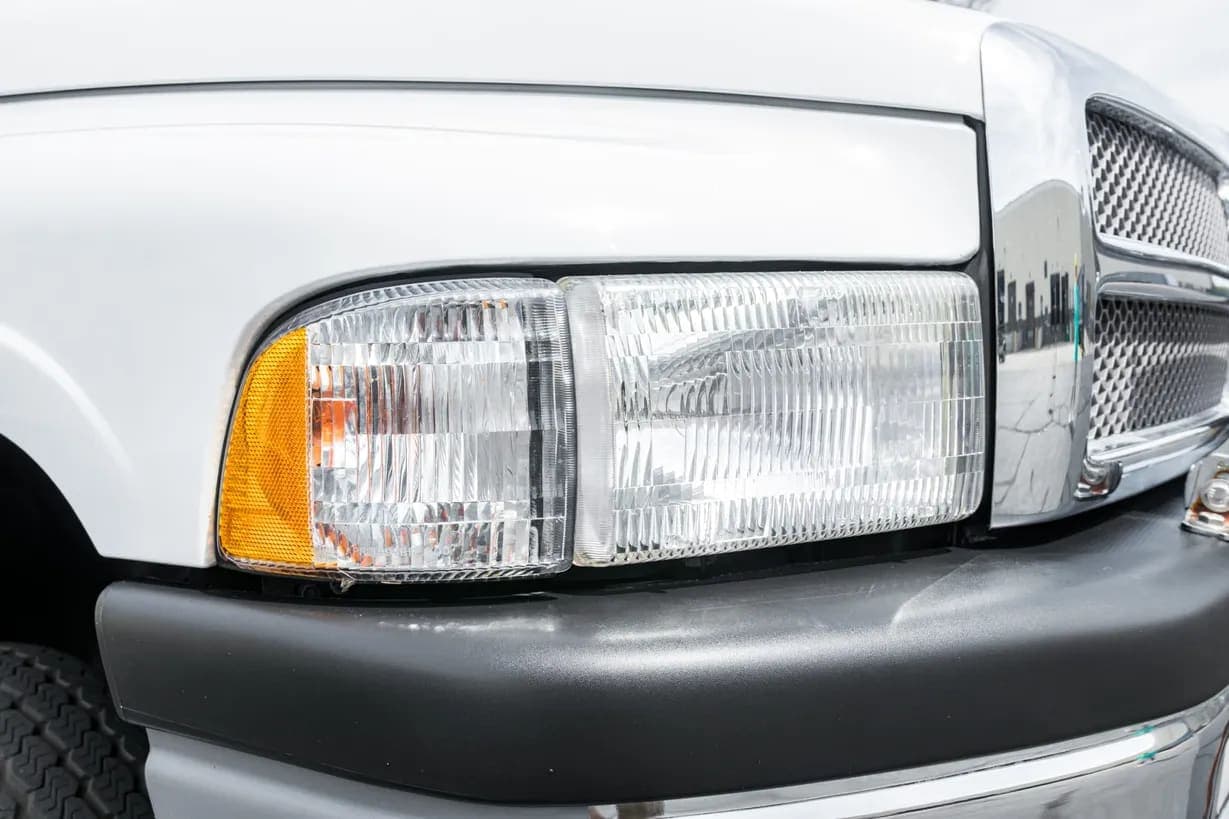 1996 Dodge Ram 3500 Laramie SLT, view