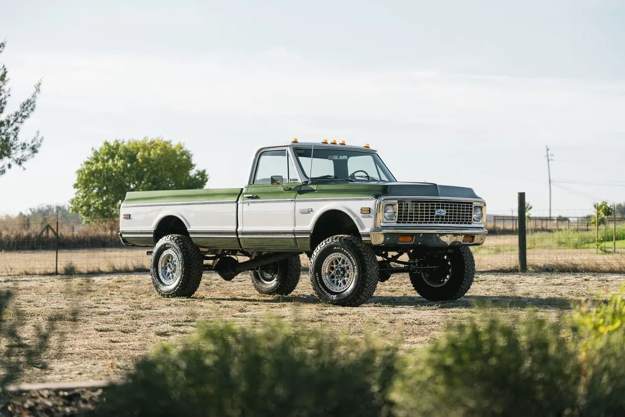 1972 Chevrolet K20 Cheyenne Super Pickup, view