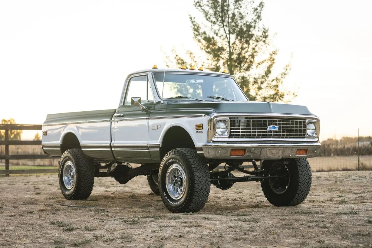 1972 Chevrolet K20 Cheyenne Super Pickup, view