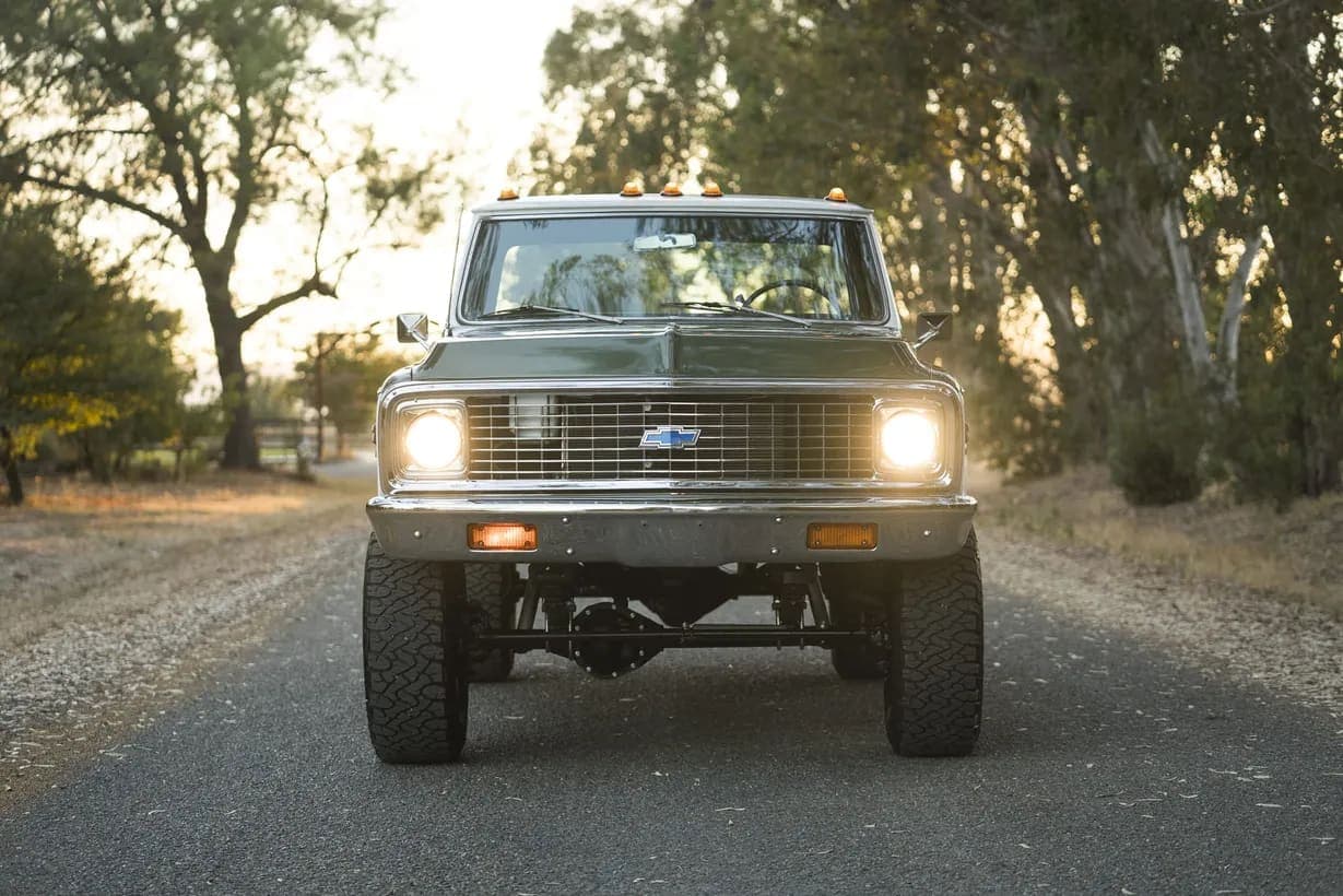 1972 Chevrolet K20 Cheyenne Super Pickup, view