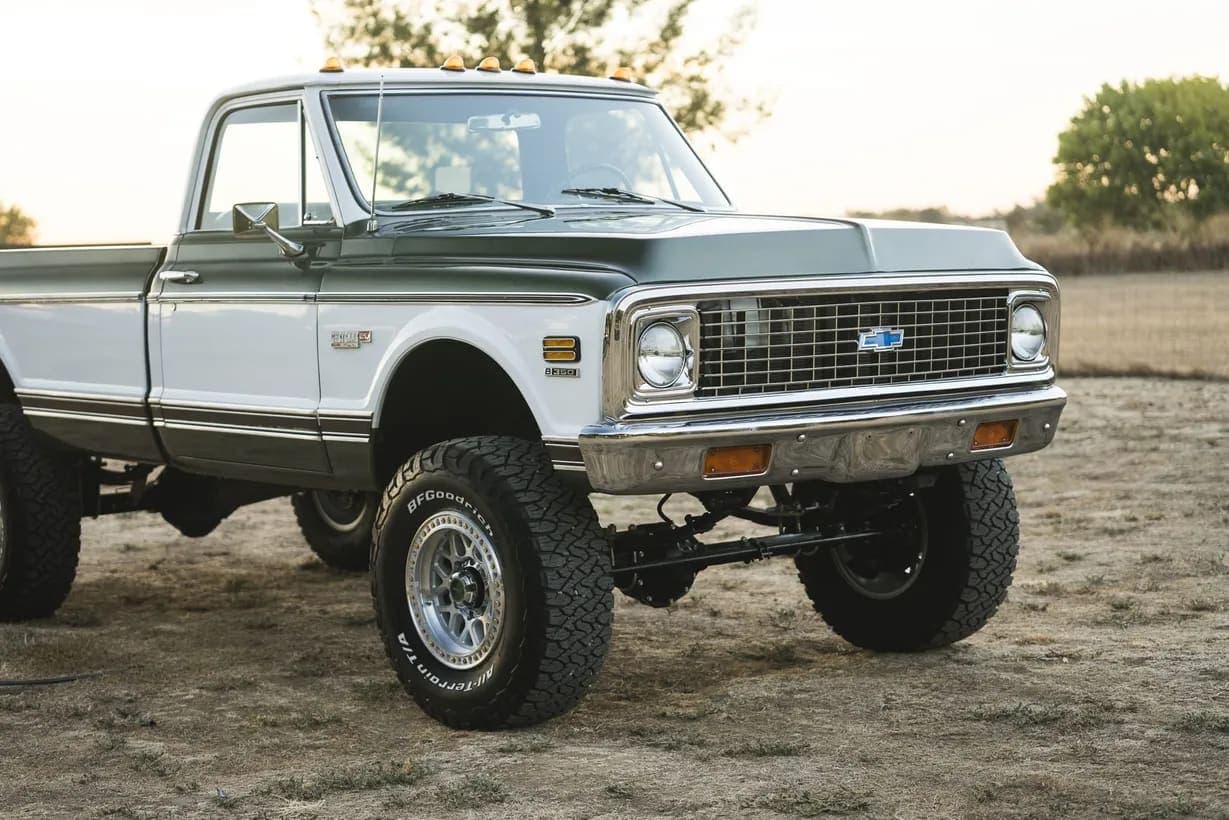 1972 Chevrolet K20 Cheyenne Super Pickup, view