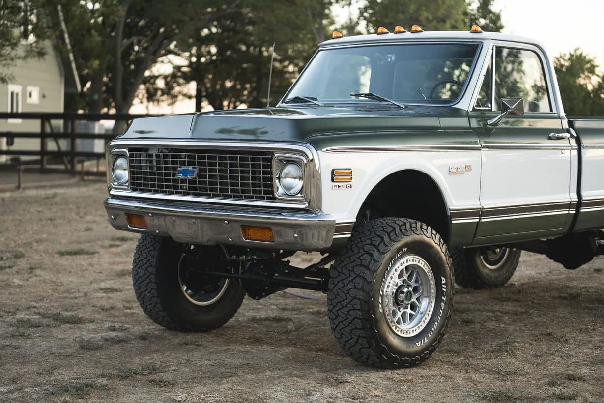 1972 Chevrolet K20 Cheyenne Super Pickup, view