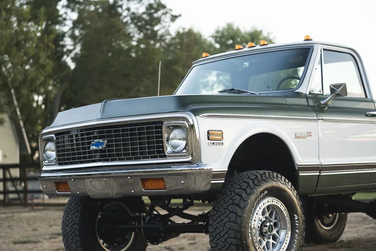 1972 Chevrolet K20 Cheyenne Super Pickup, view