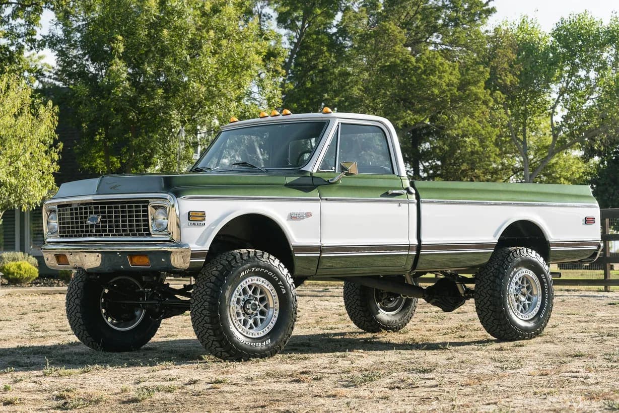 1972 Chevrolet K20 Cheyenne Super Pickup, view