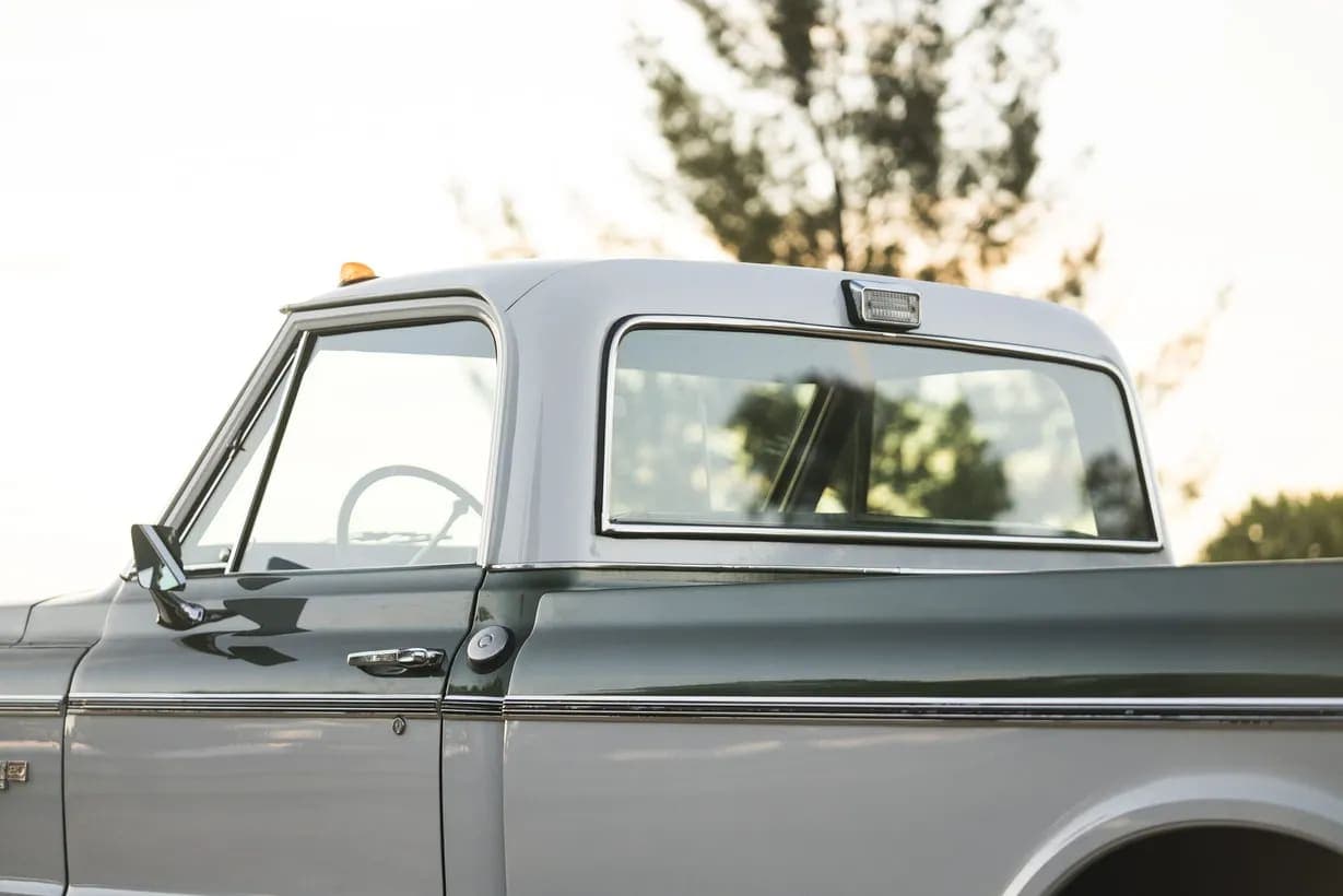 1972 Chevrolet K20 Cheyenne Super Pickup, view