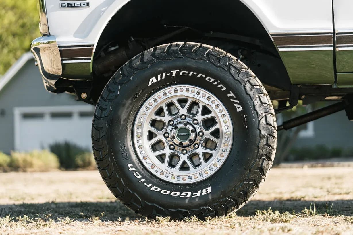 1972 Chevrolet K20 Cheyenne Super Pickup, view