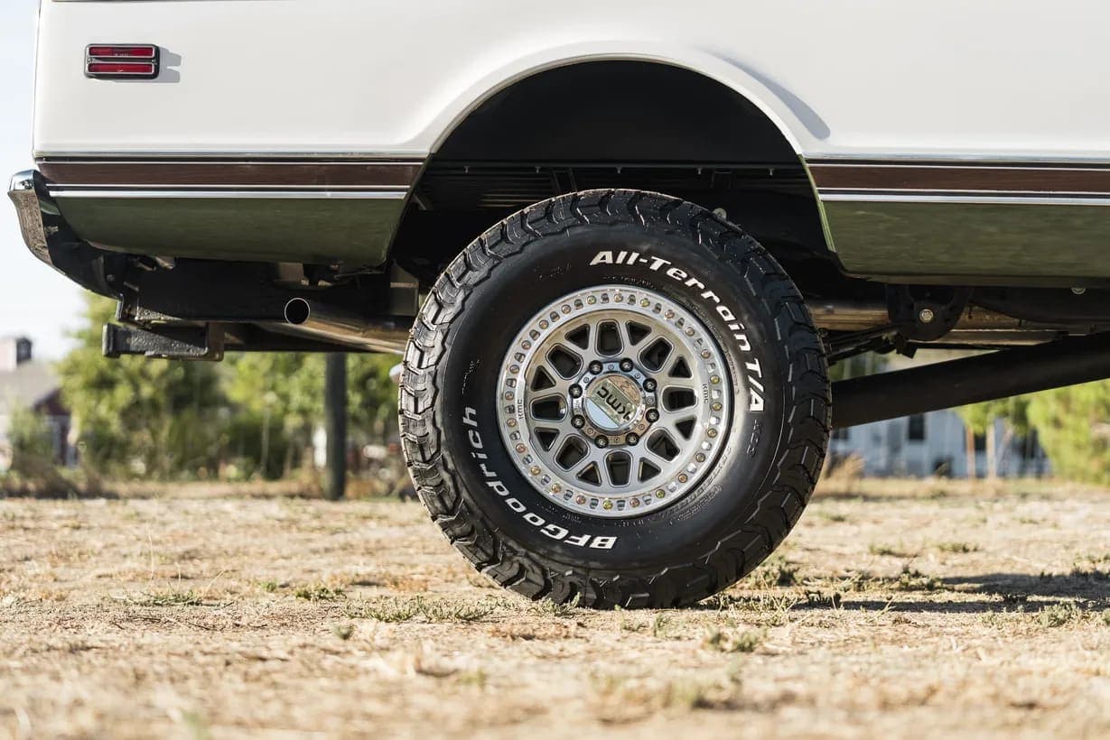 1972 Chevrolet K20 Cheyenne Super Pickup, view
