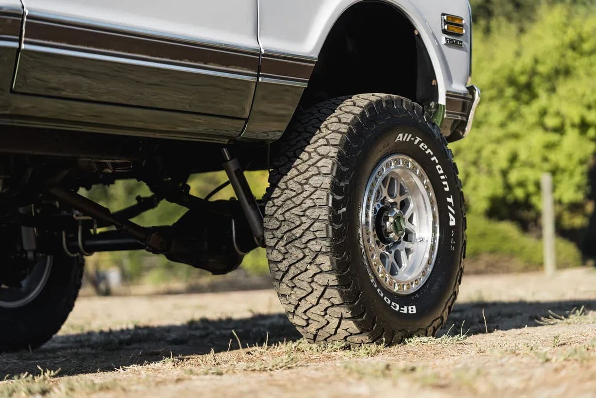 1972 Chevrolet K20 Cheyenne Super Pickup, view