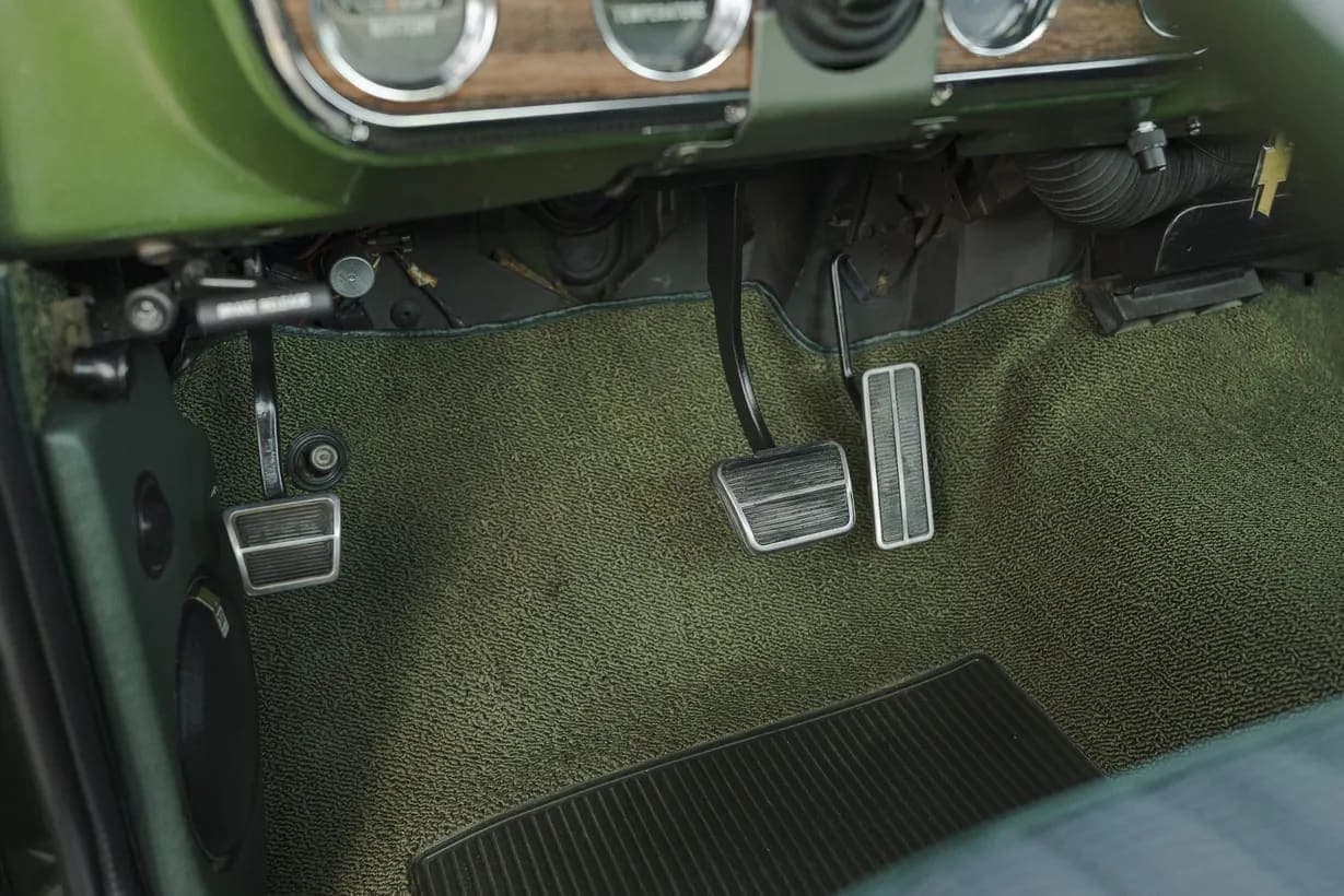 1972 Chevrolet K20 Cheyenne Super Pickup, view