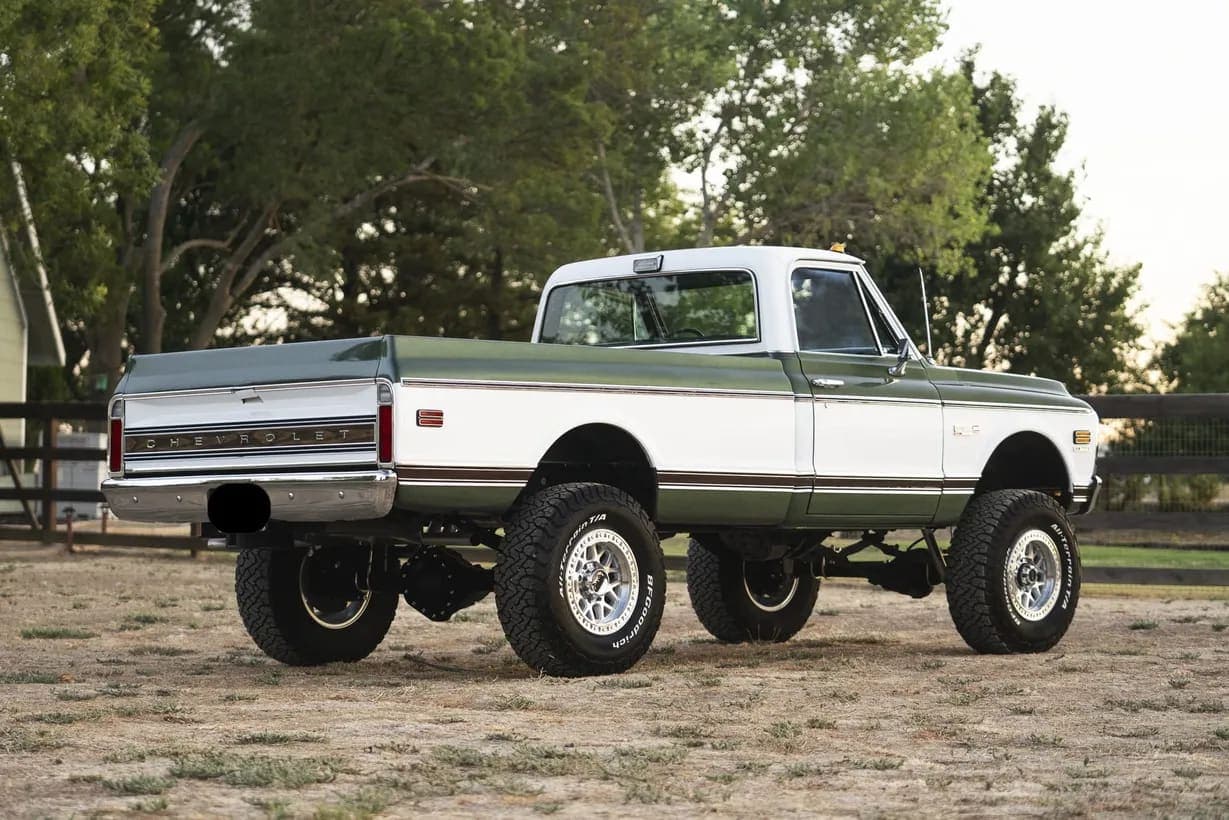 1972 Chevrolet K20 Cheyenne Super Pickup, view