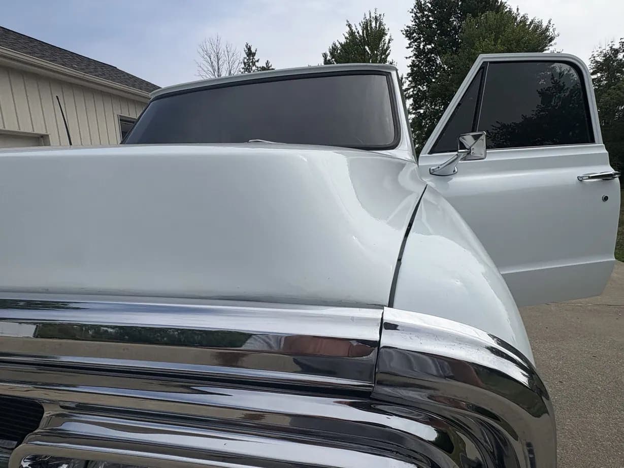 1970 GMC K2500, view
