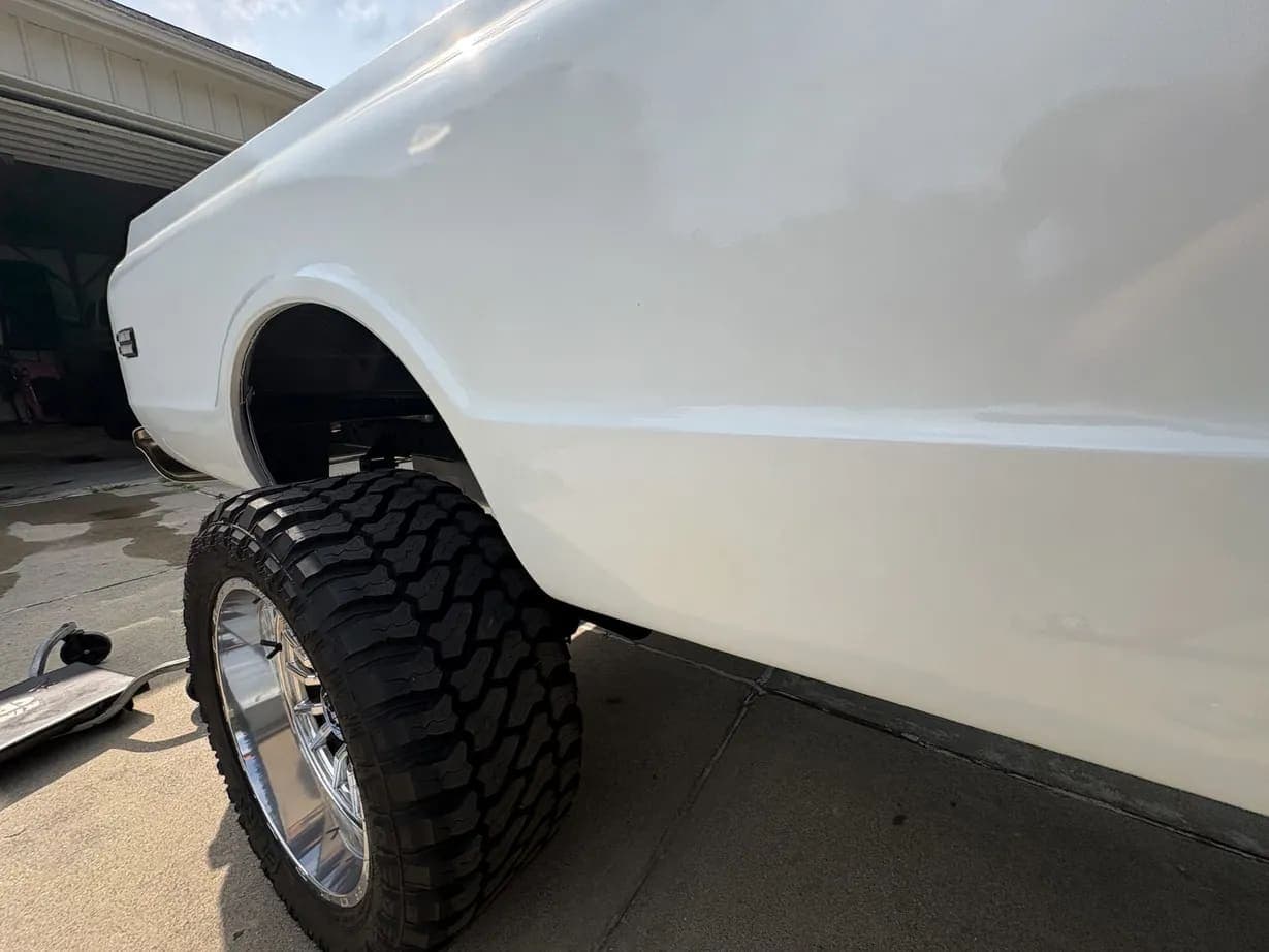 1970 GMC K2500, view