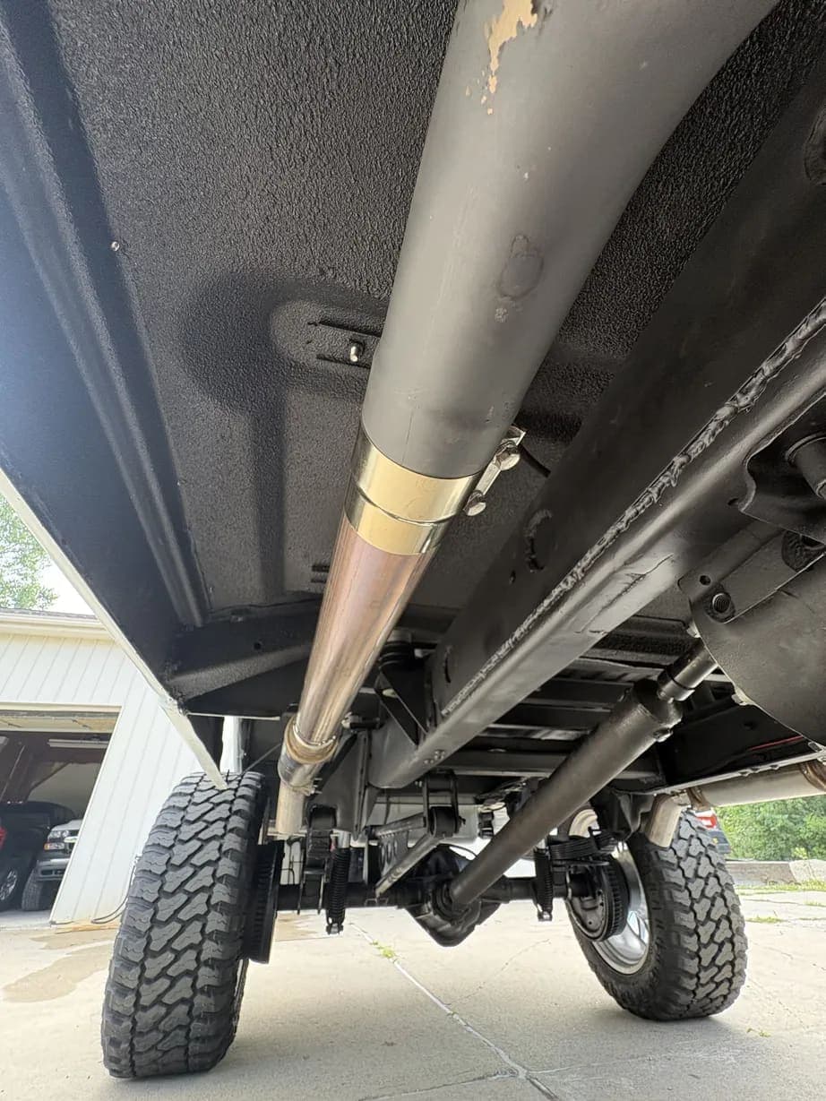 1970 GMC K2500, view
