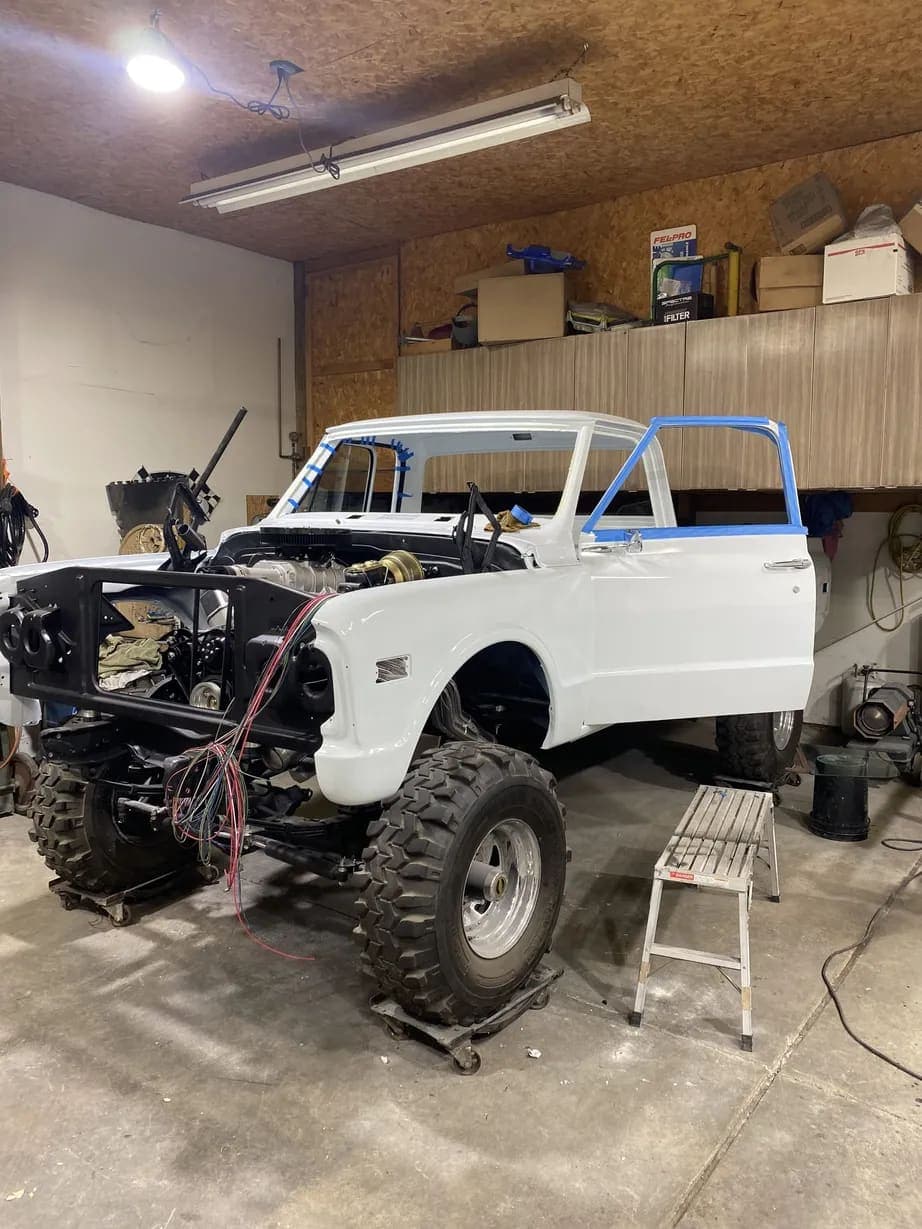 1970 GMC K2500, view