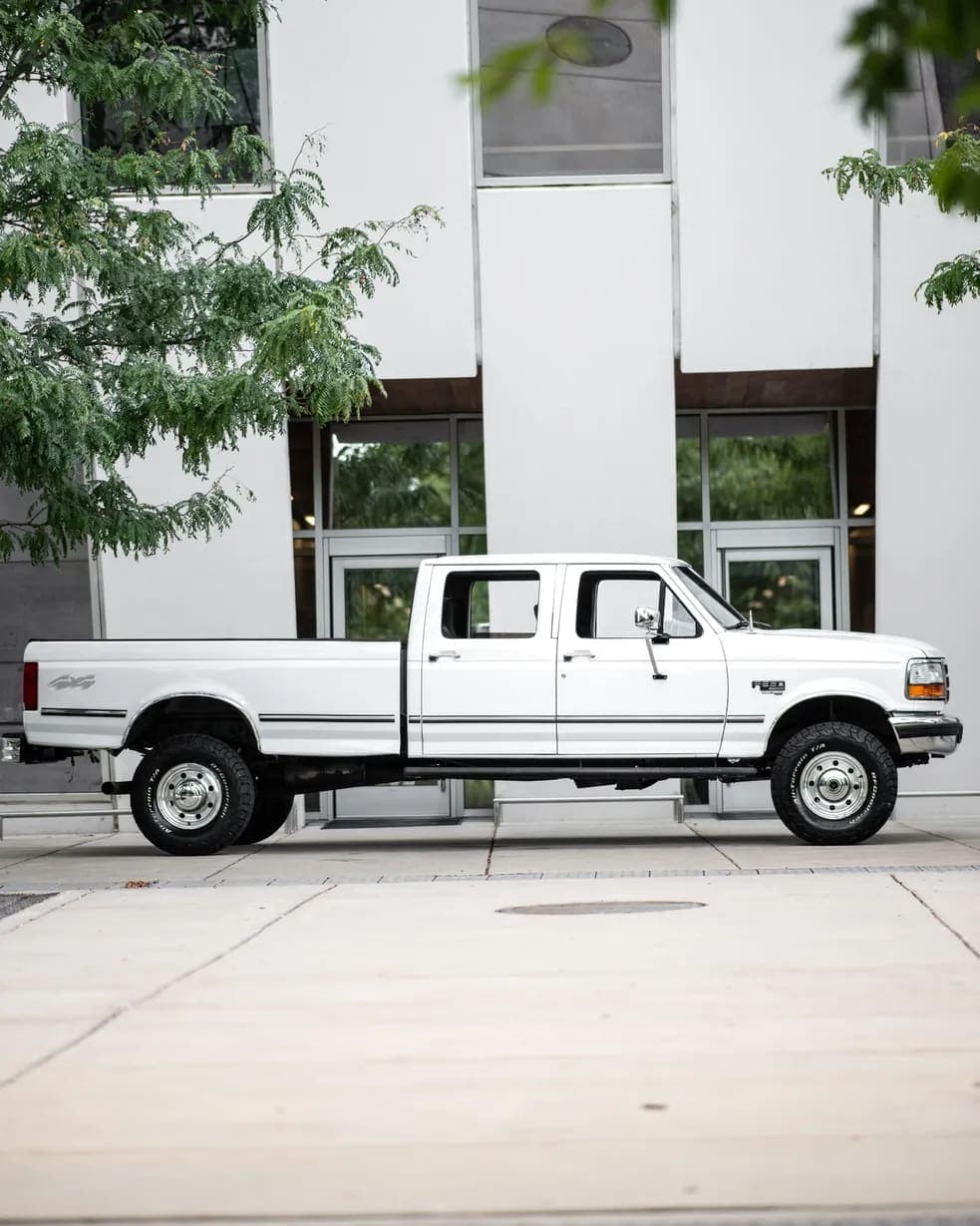 1997 Ford F-350 XLT Crew Cab Power Stroke, view