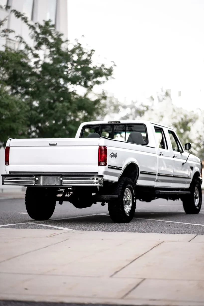 1997 Ford F-350 XLT Crew Cab Power Stroke, view