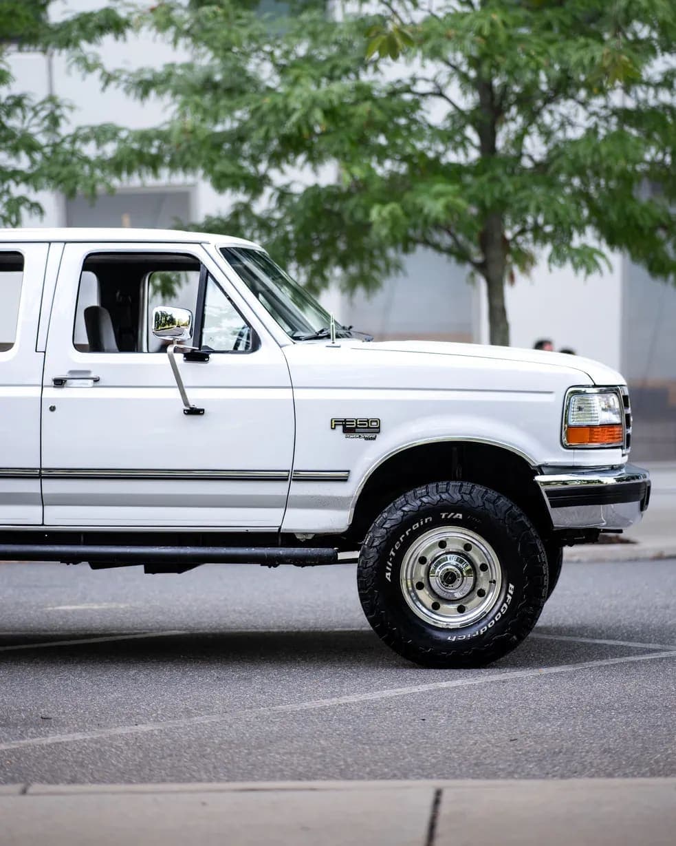 1997 Ford F-350 XLT Crew Cab Power Stroke, view