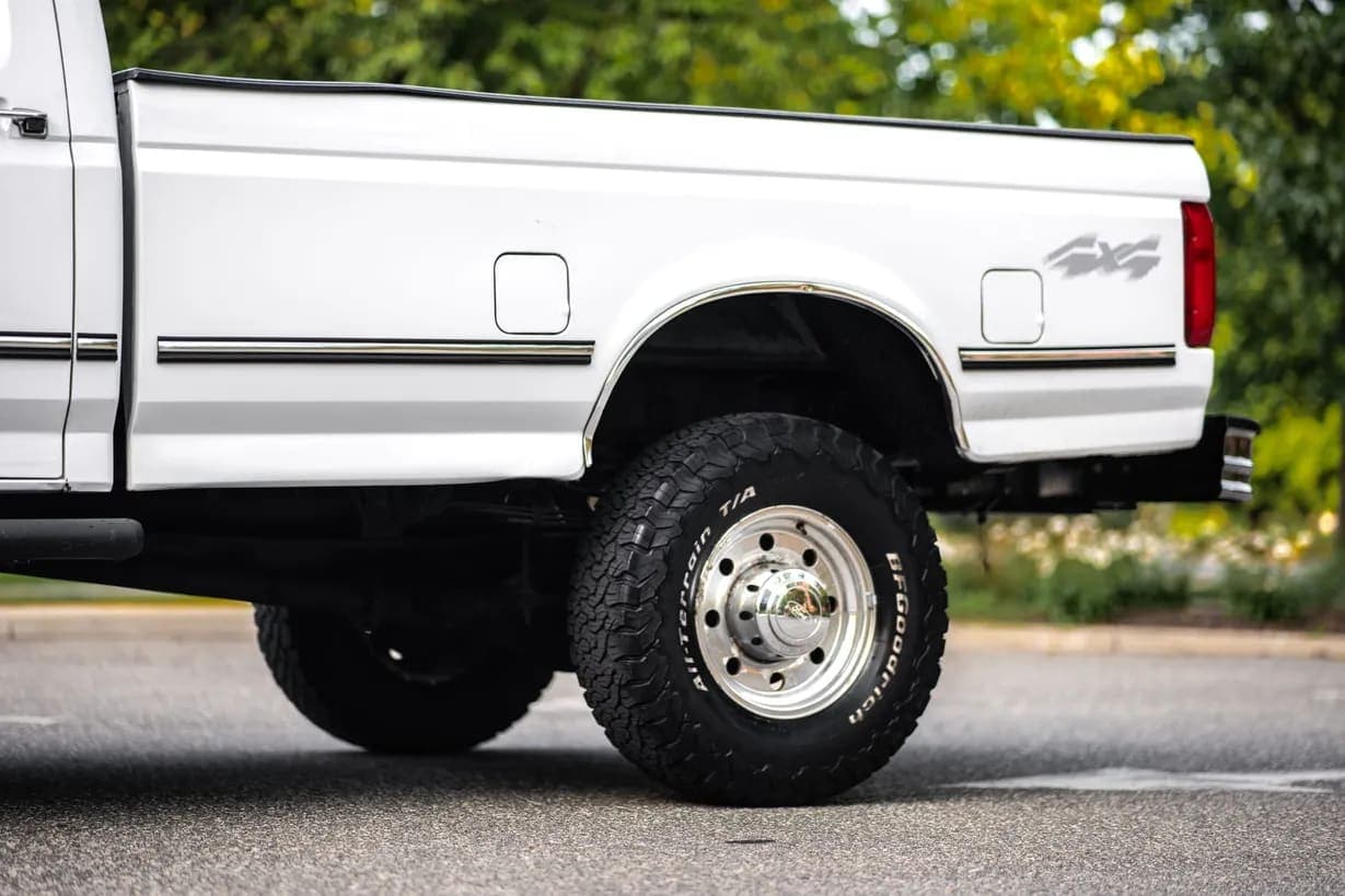 1997 Ford F-350 XLT Crew Cab Power Stroke, view
