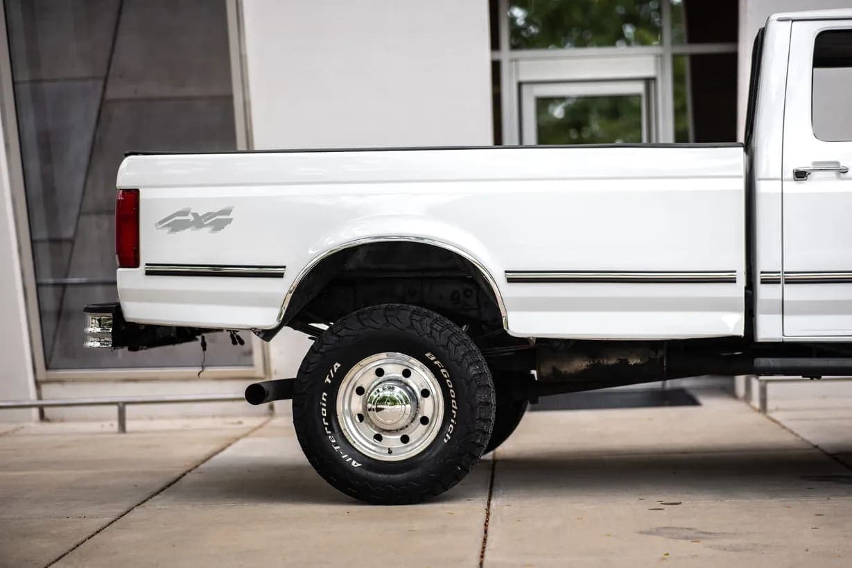 1997 Ford F-350 XLT Crew Cab Power Stroke, view