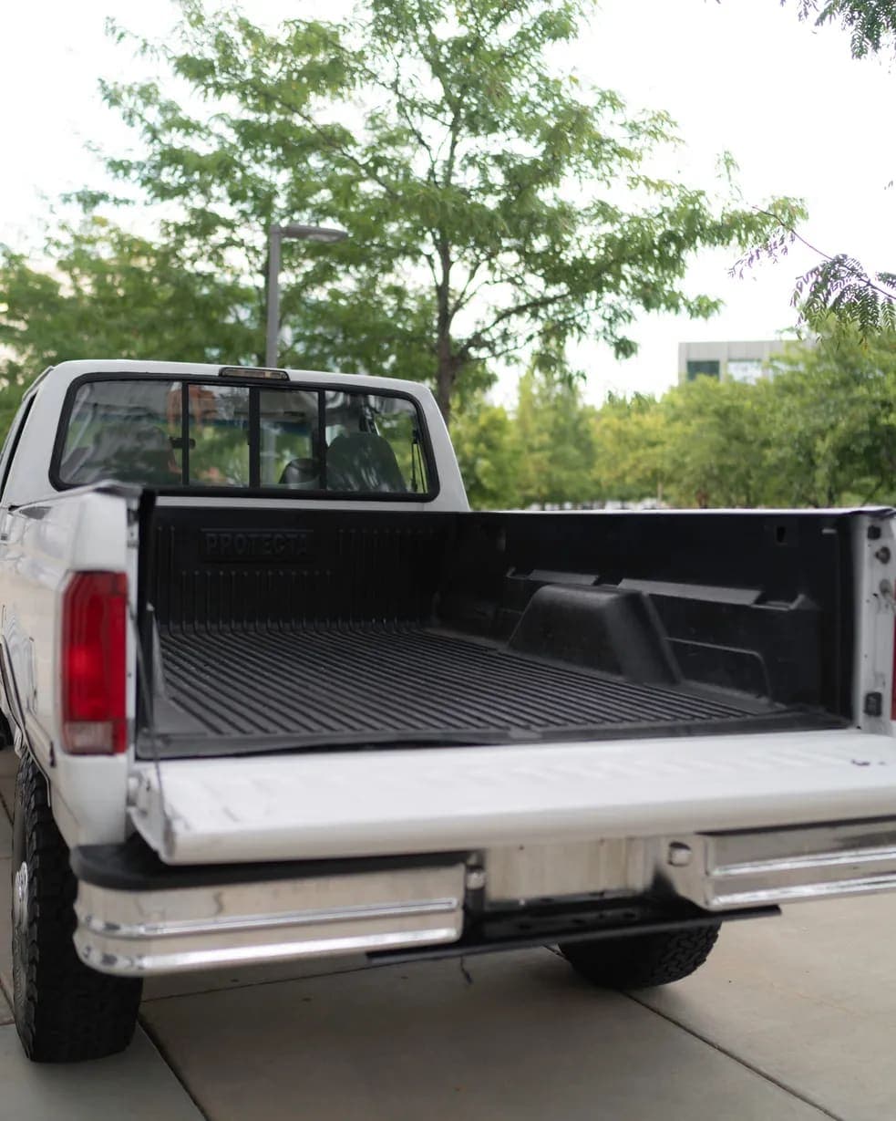 1997 Ford F-350 XLT Crew Cab Power Stroke, view