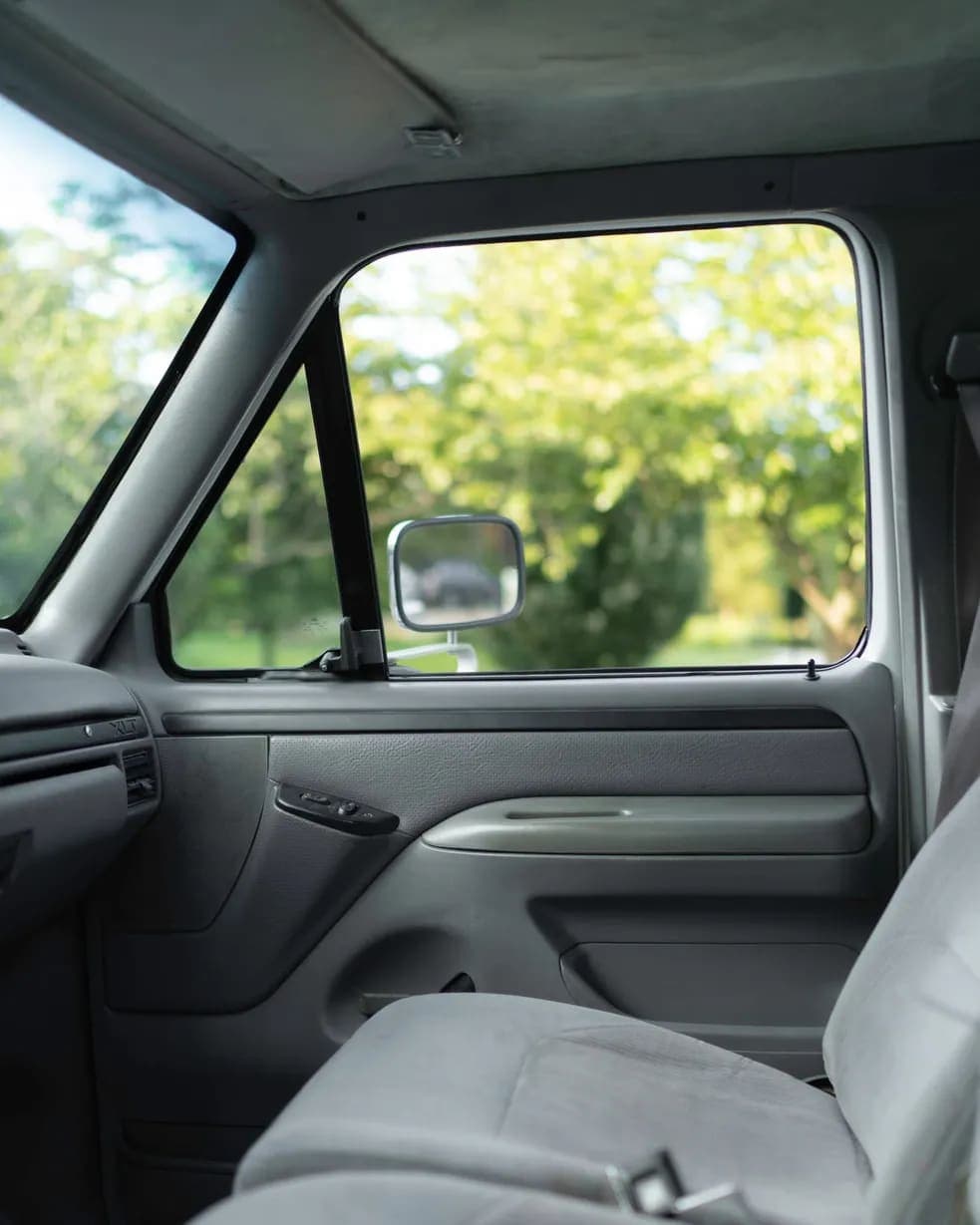 1997 Ford F-350 XLT Crew Cab Power Stroke, view