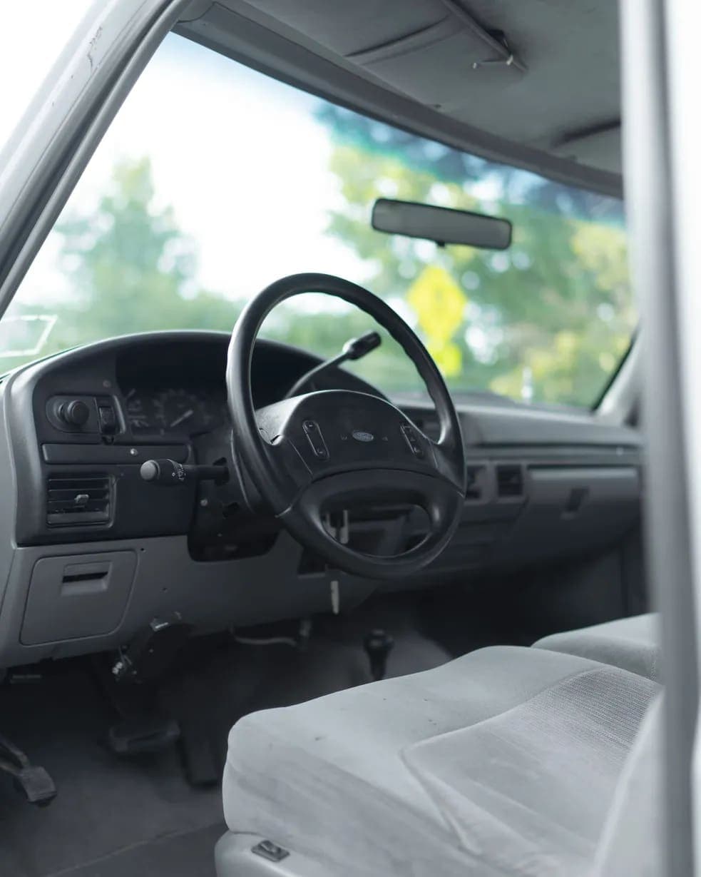 1997 Ford F-350 XLT Crew Cab Power Stroke, view