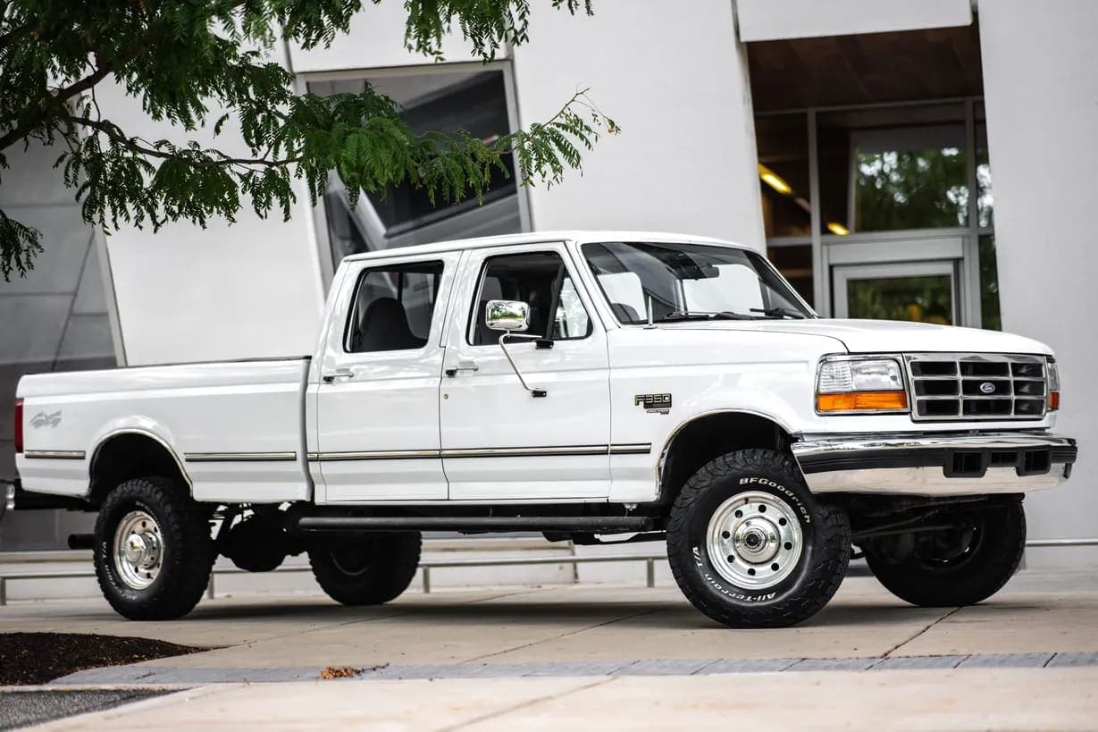 1997 Ford F-350 XLT Crew Cab Power Stroke, view