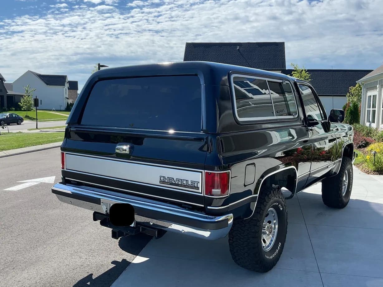 1991 Chevrolet K5 Blazer Silverado V1500, view