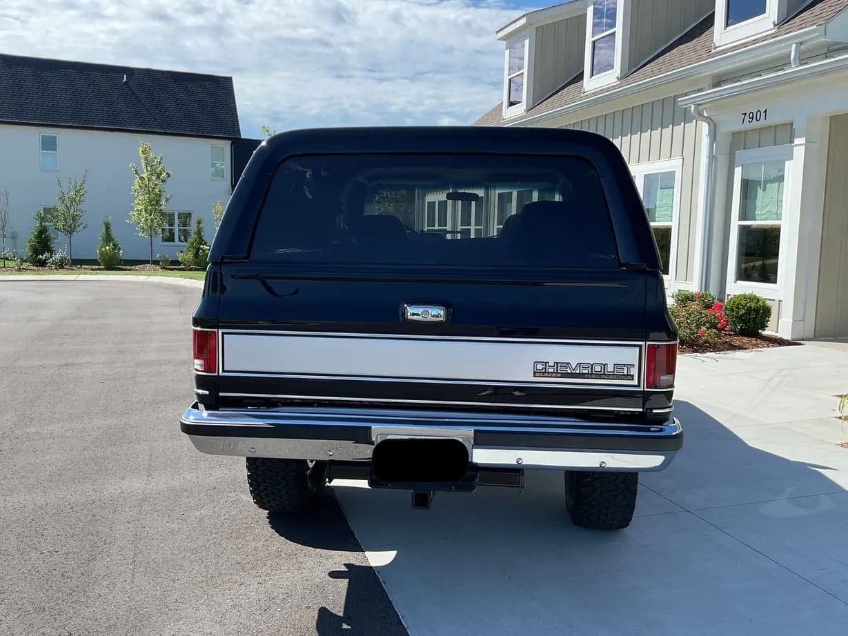 1991 Chevrolet K5 Blazer Silverado V1500, view