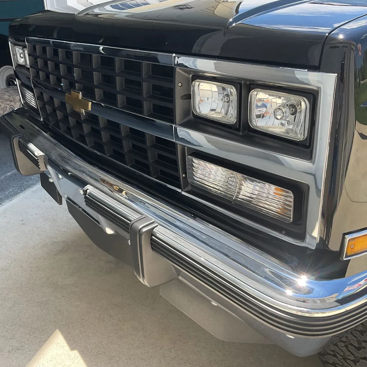 1991 Chevrolet K5 Blazer Silverado V1500, view