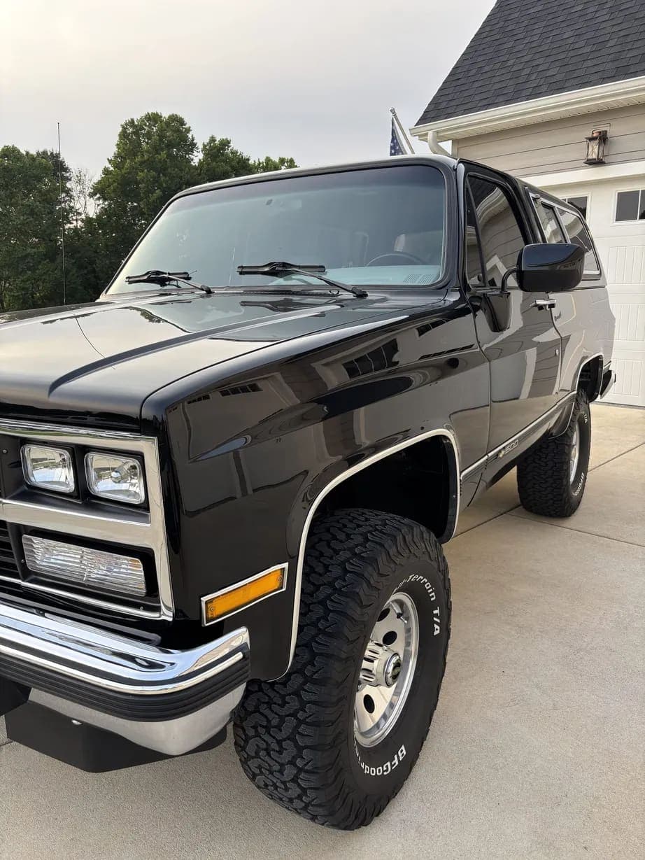 1991 Chevrolet K5 Blazer Silverado V1500, view
