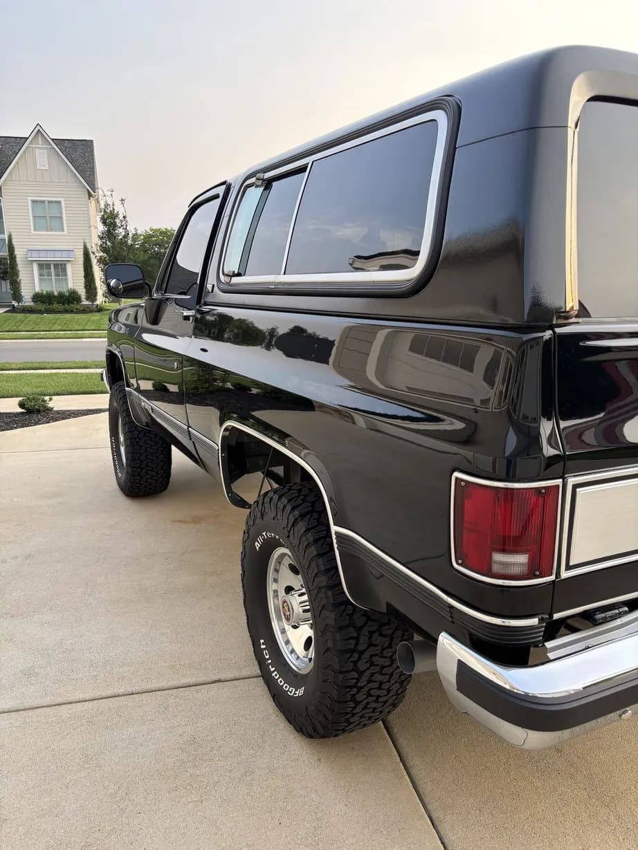 1991 Chevrolet K5 Blazer Silverado V1500, view