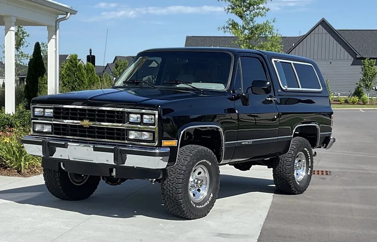 1991 Chevrolet K5 Blazer Silverado V1500, view