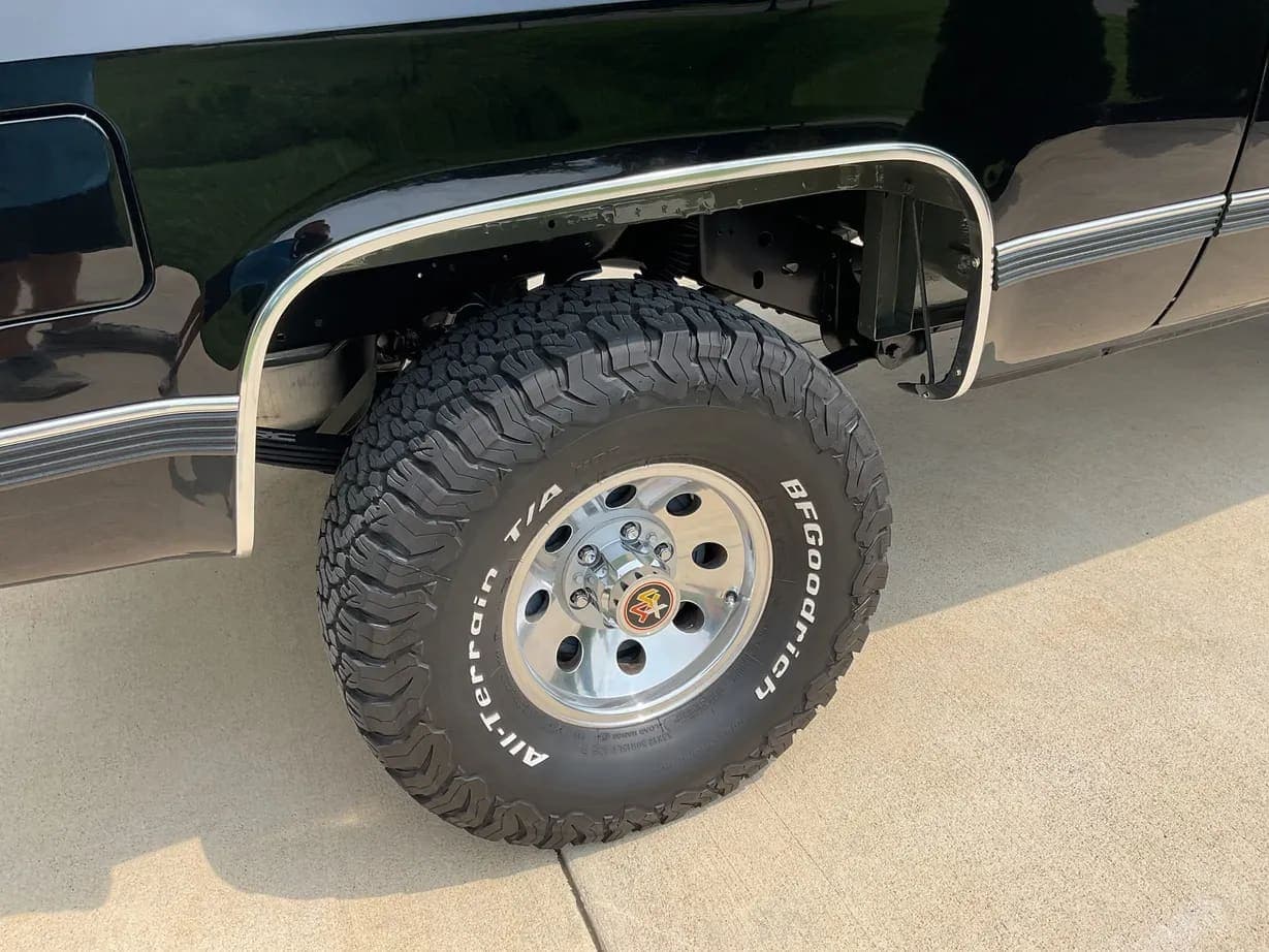 1991 Chevrolet K5 Blazer Silverado V1500, view