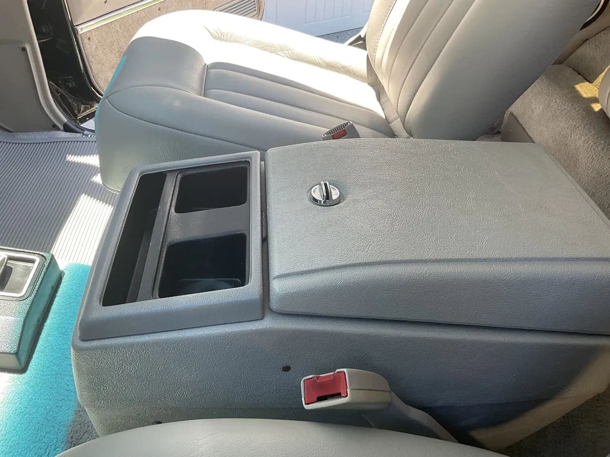 1991 Chevrolet K5 Blazer Silverado V1500, view