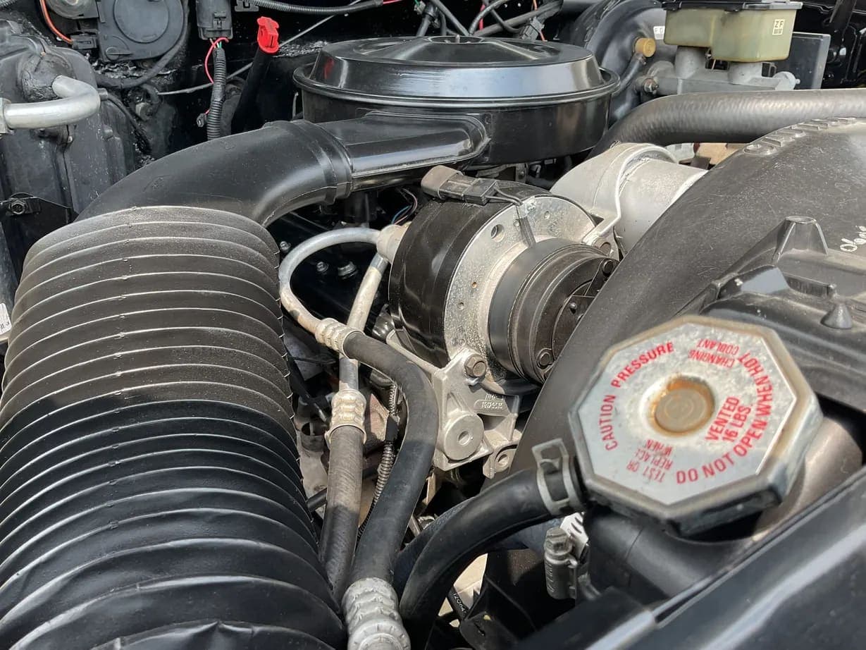 1991 Chevrolet K5 Blazer Silverado V1500, view