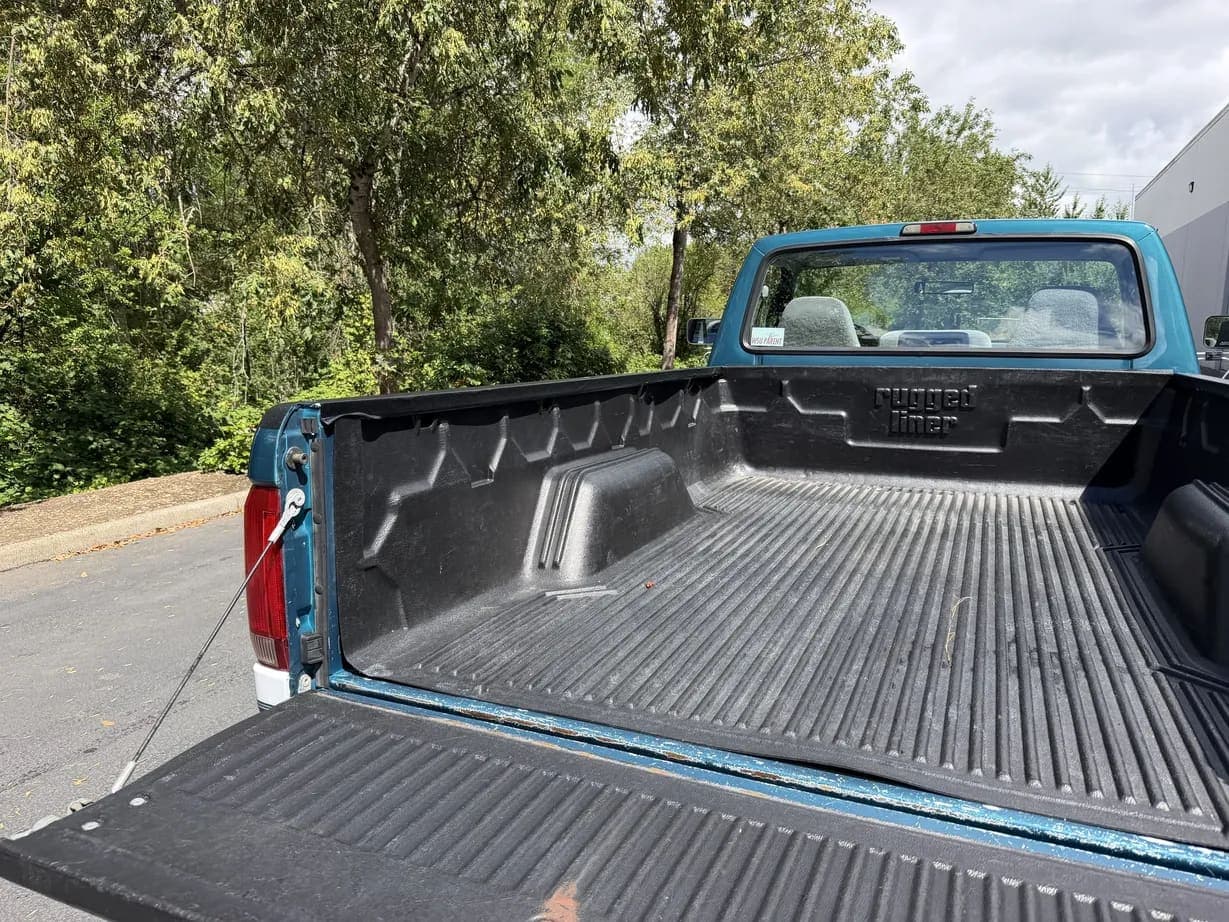 1996 Ford F-350 XLT Power Stroke, view