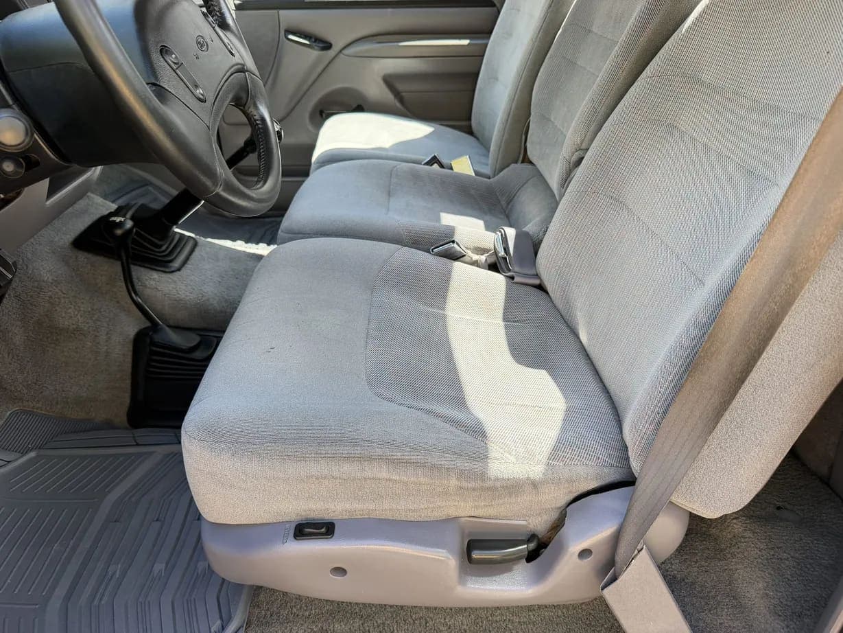 1996 Ford F-350 XLT Power Stroke, view