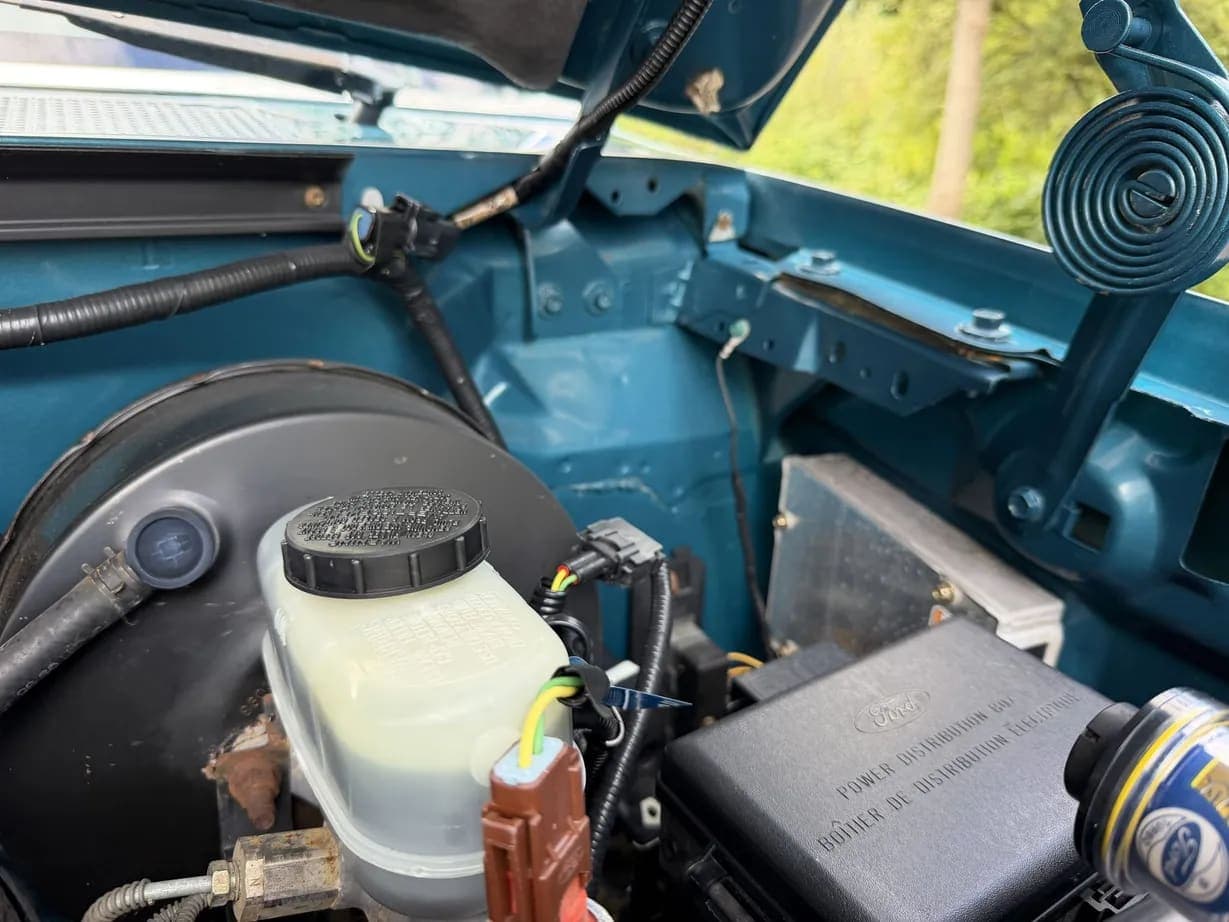 1996 Ford F-350 XLT Power Stroke, view