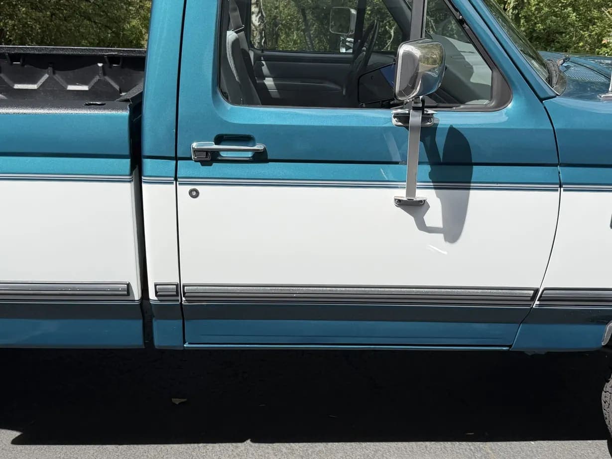 1996 Ford F-350 XLT Power Stroke, view