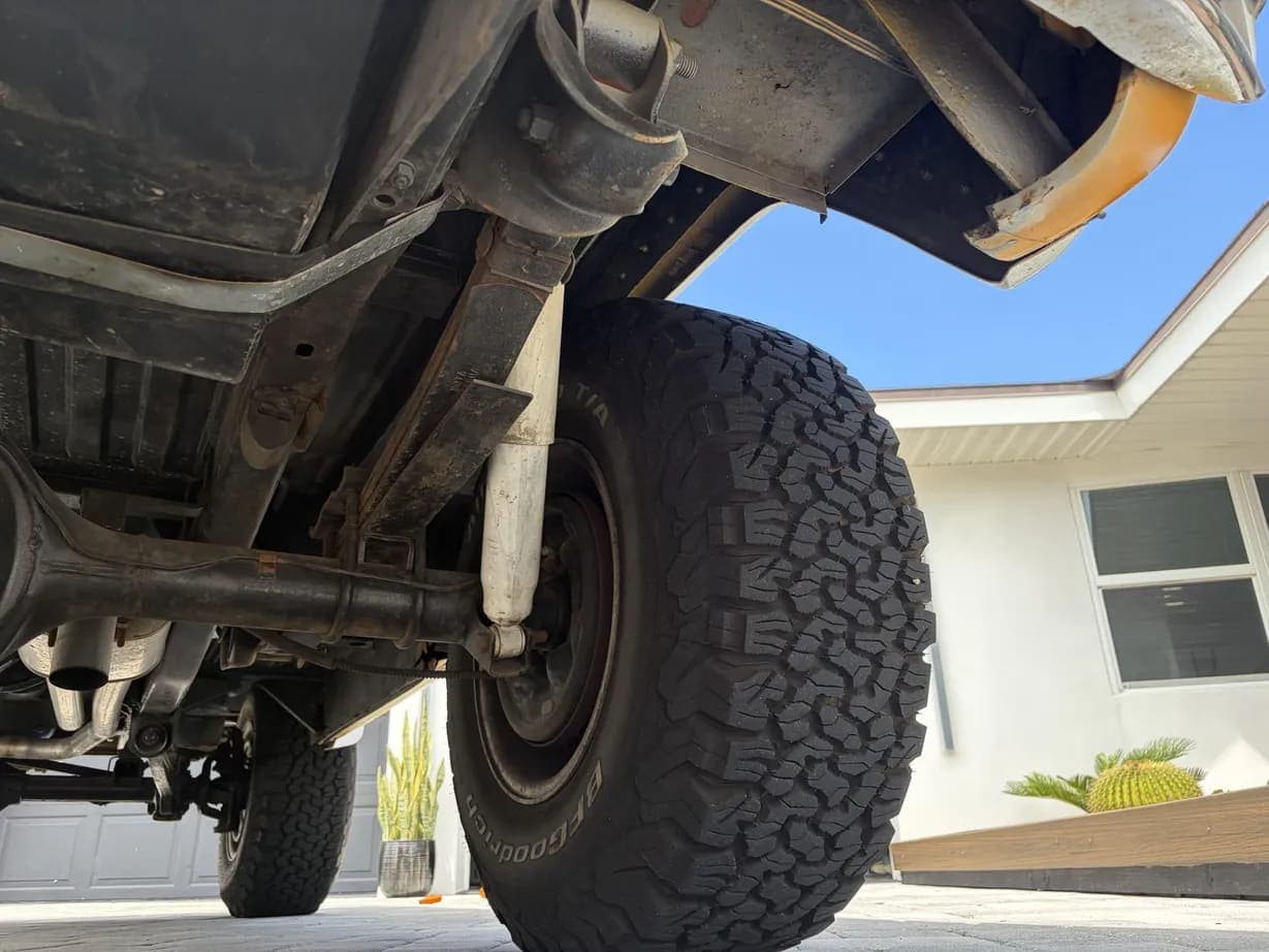 1972 Ford Bronco 302, view