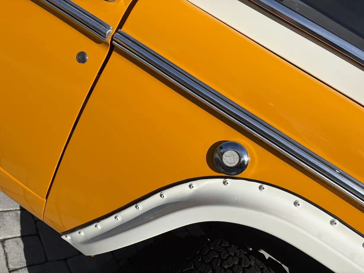 1972 Ford Bronco 302, view